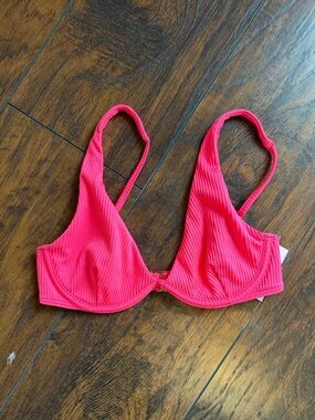 NWT Pink Ribbed Underwire Hollister Bikini